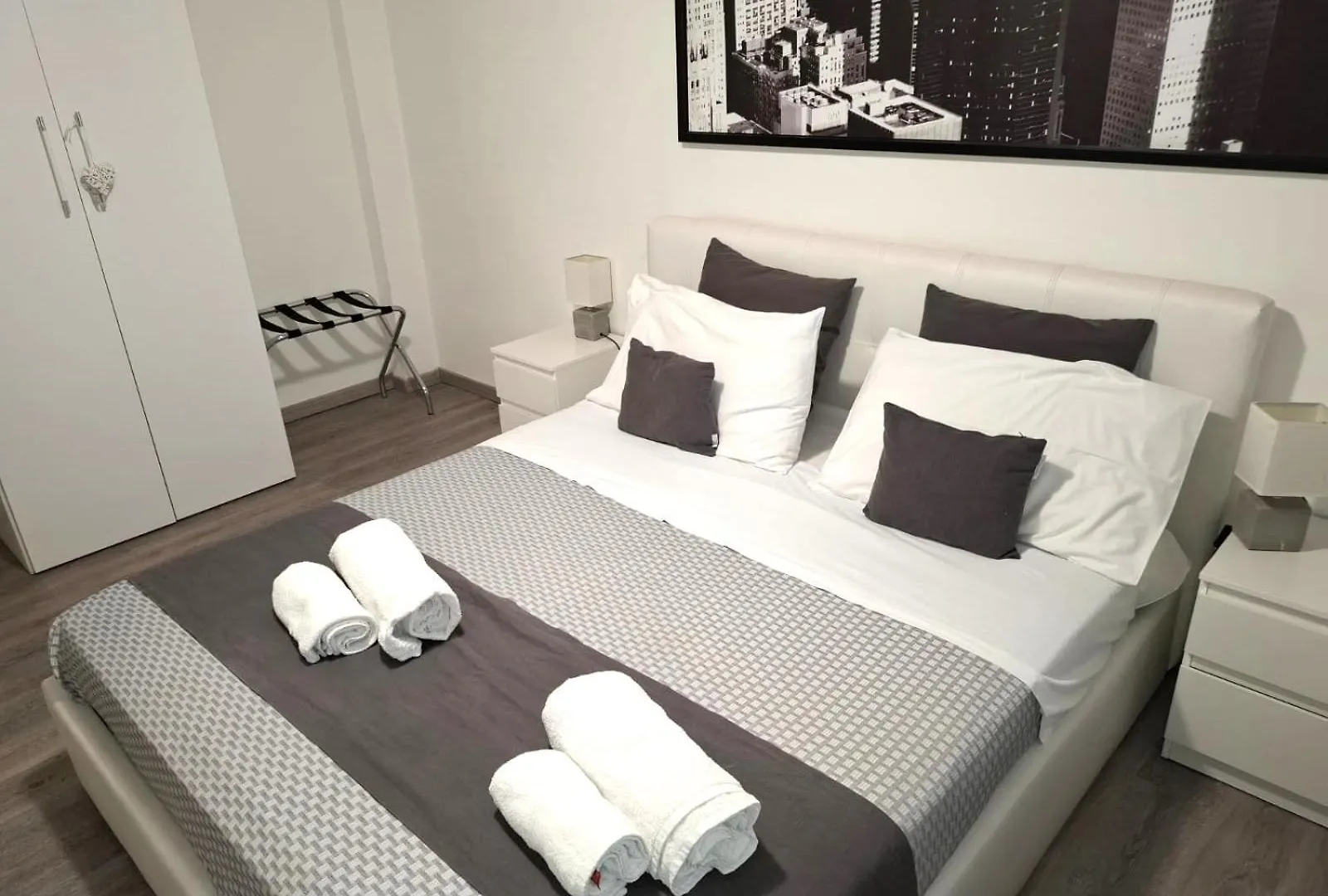 Airport Bari Palese Luxury 2 Hotel 0*,  Olaszország